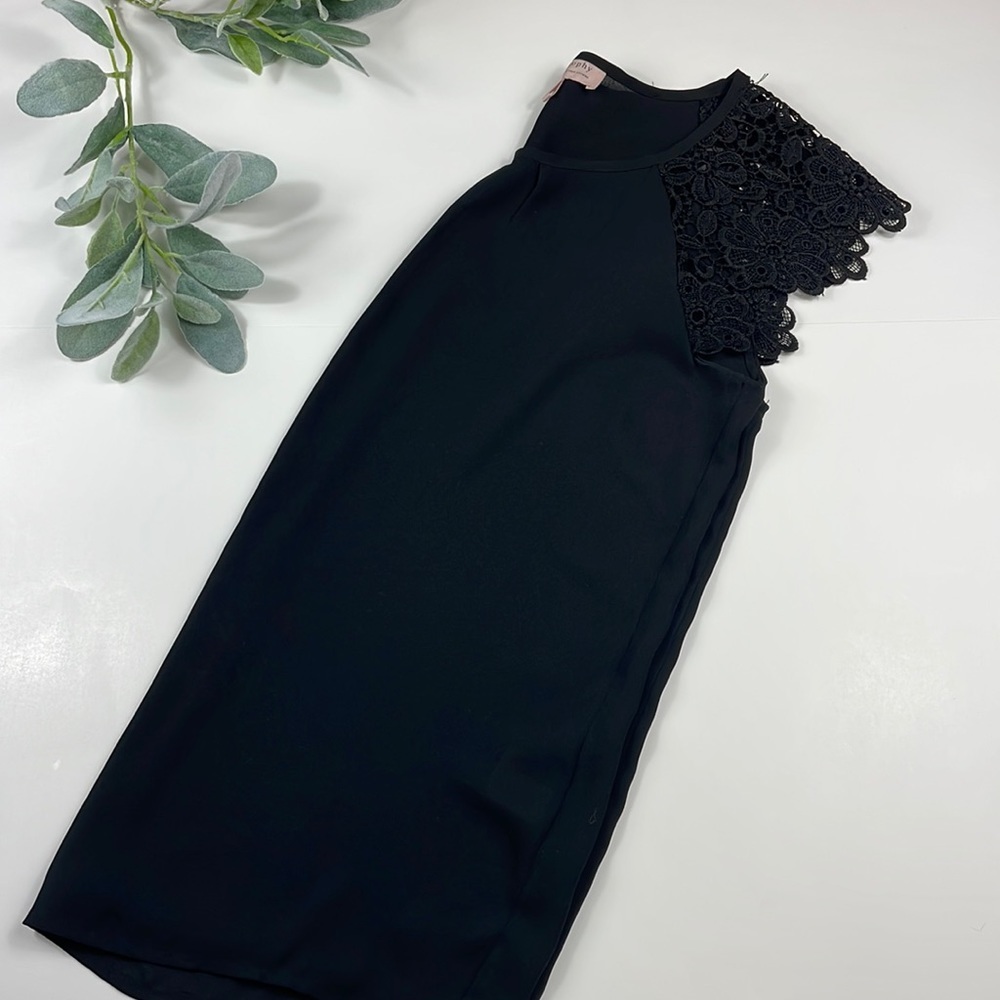 Philosophy > Black Lace Blouse Small